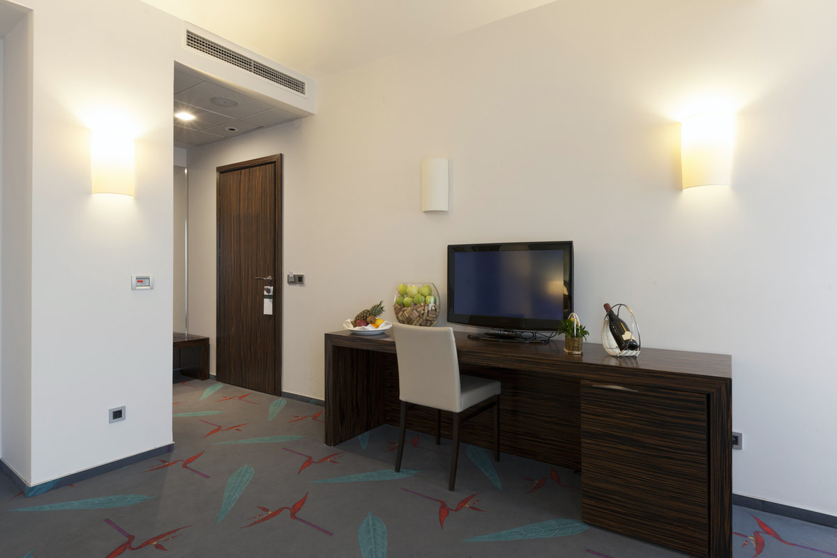 Office workspace after commercial cleaning